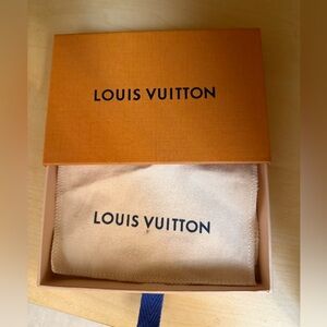 Louis Vuitton wallet box